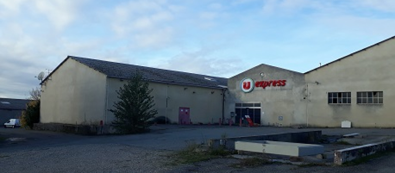 Aménagement de la zone de l'ancien supermarché