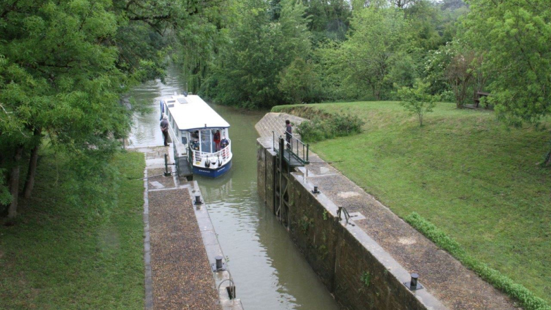 A pied, à cheval ou en bateau