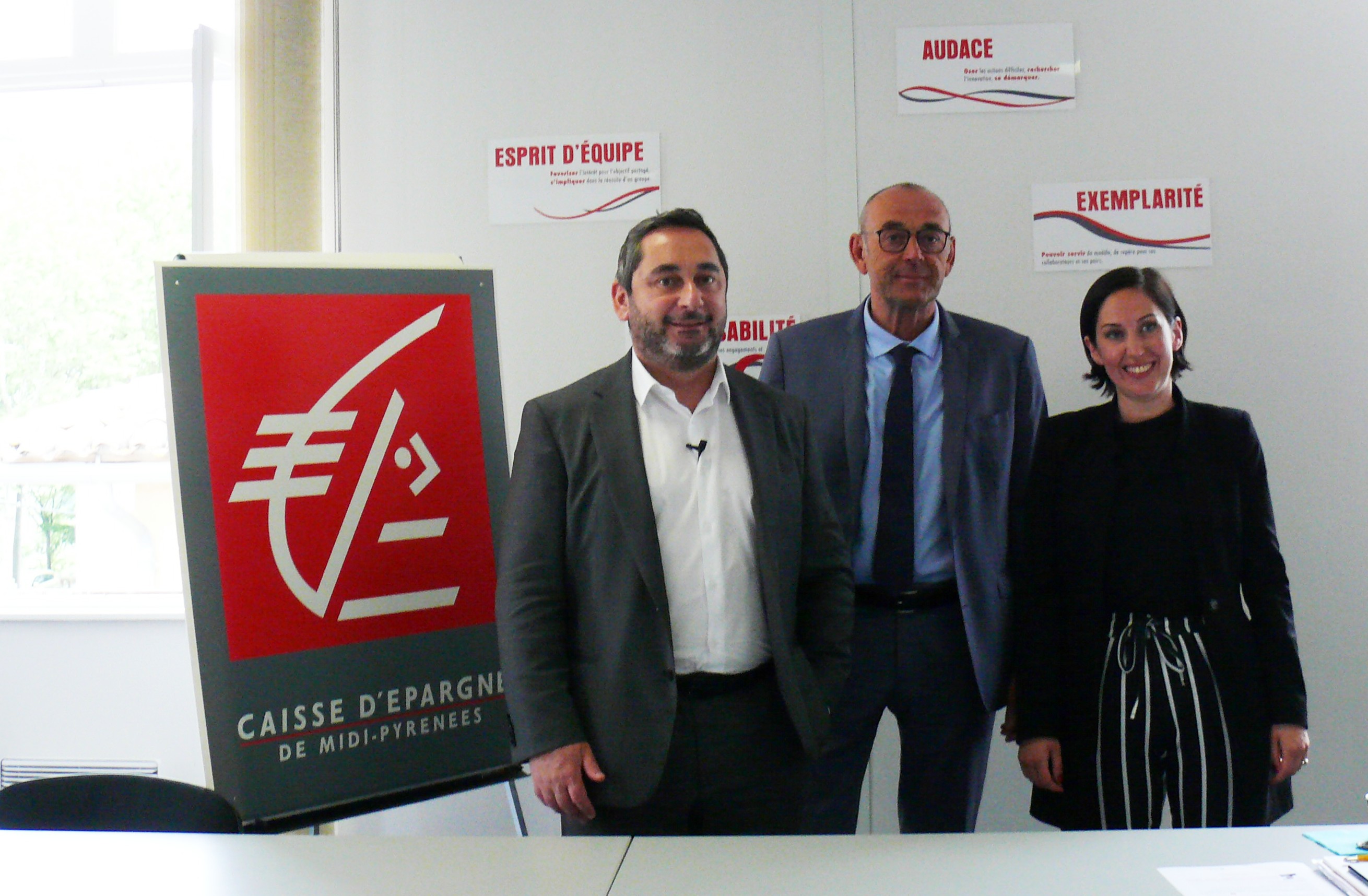 Christophe Le Pape, président du directoire, Pascal Darolles, directeur commercial pour le Gers, Solène Hérodin, directrice de la communication de la Caisse d'Epargne Midi-Pyrénées, ont présenté l'opération "Appel à projets pour les associations"