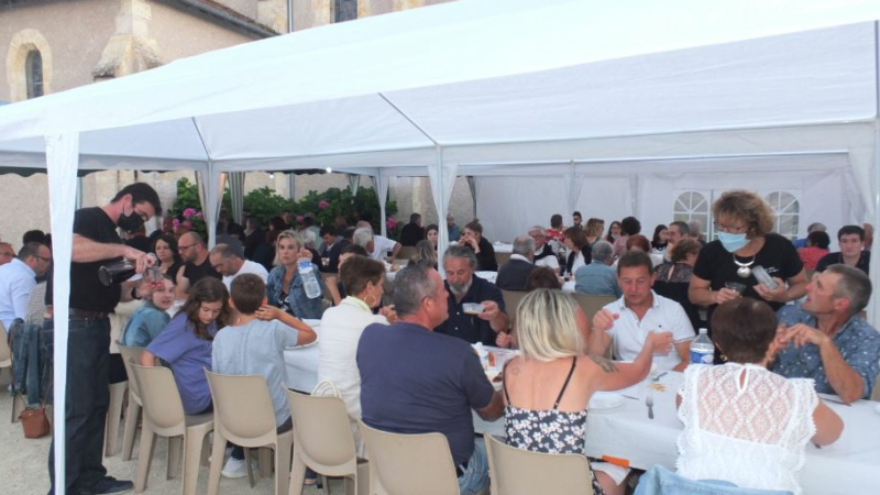 Le repas des retrouvailles : une soirée tant attendue !
