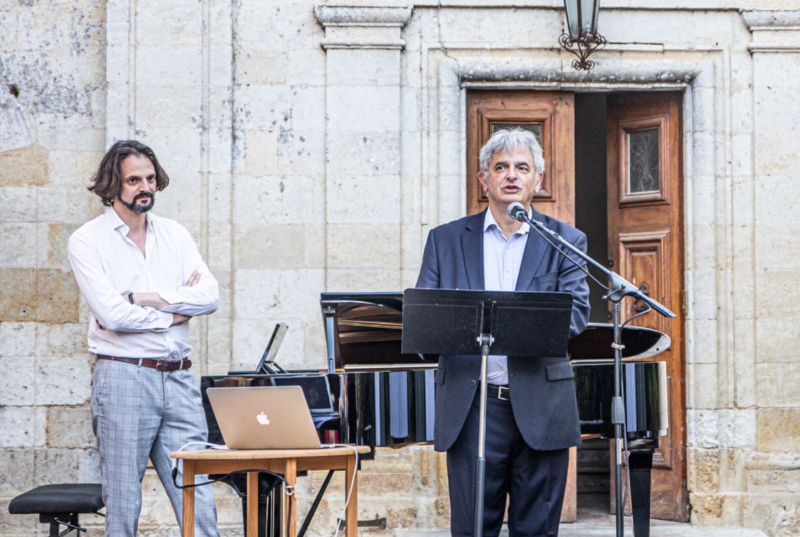 Emmanuel et Jean-François Gardeil, lors de la soirée du 25 juin 2021, au château de Cassaigne - Photo Roland Houodaille