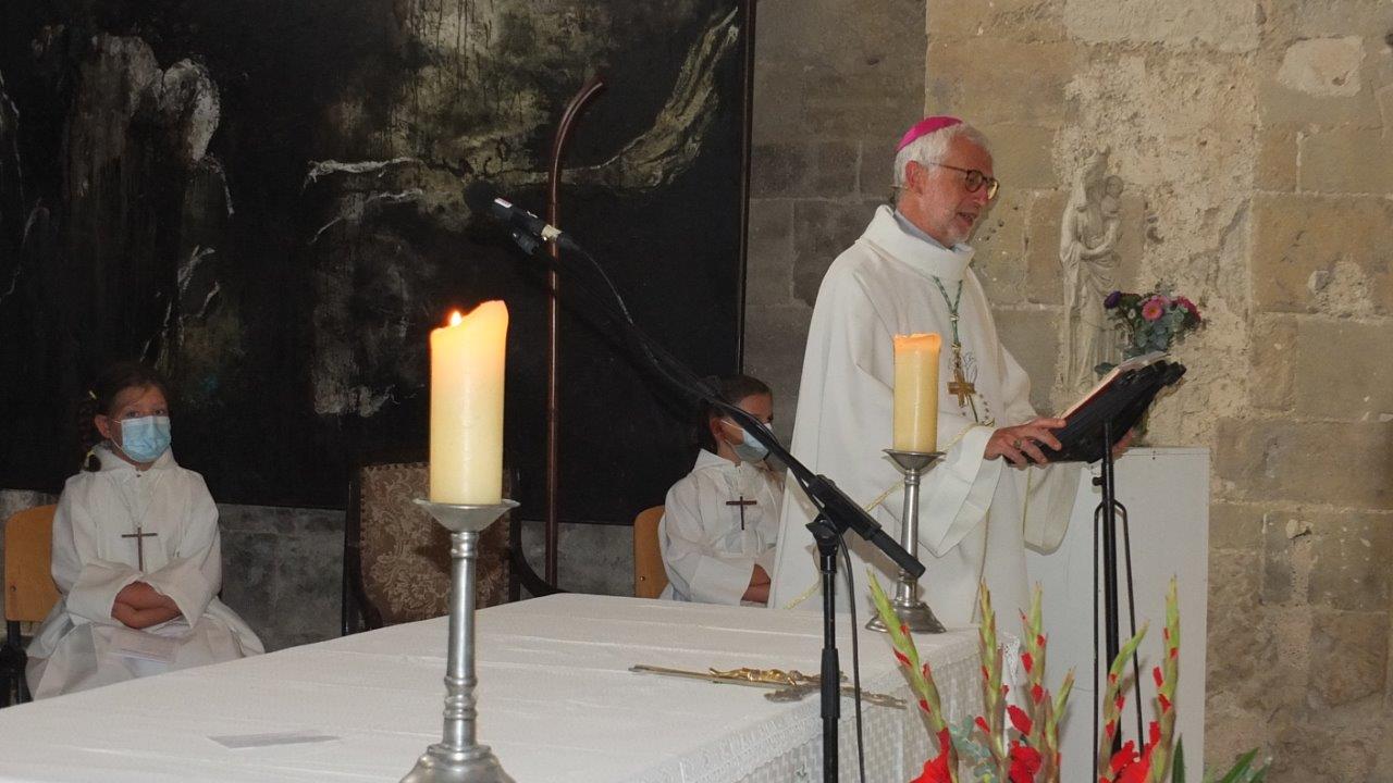 La messe célébrée par l'archevêque d'Auch