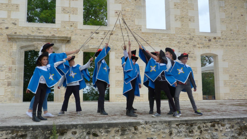 Ecole Ouverte des Jeunes Mousquetaires Européens