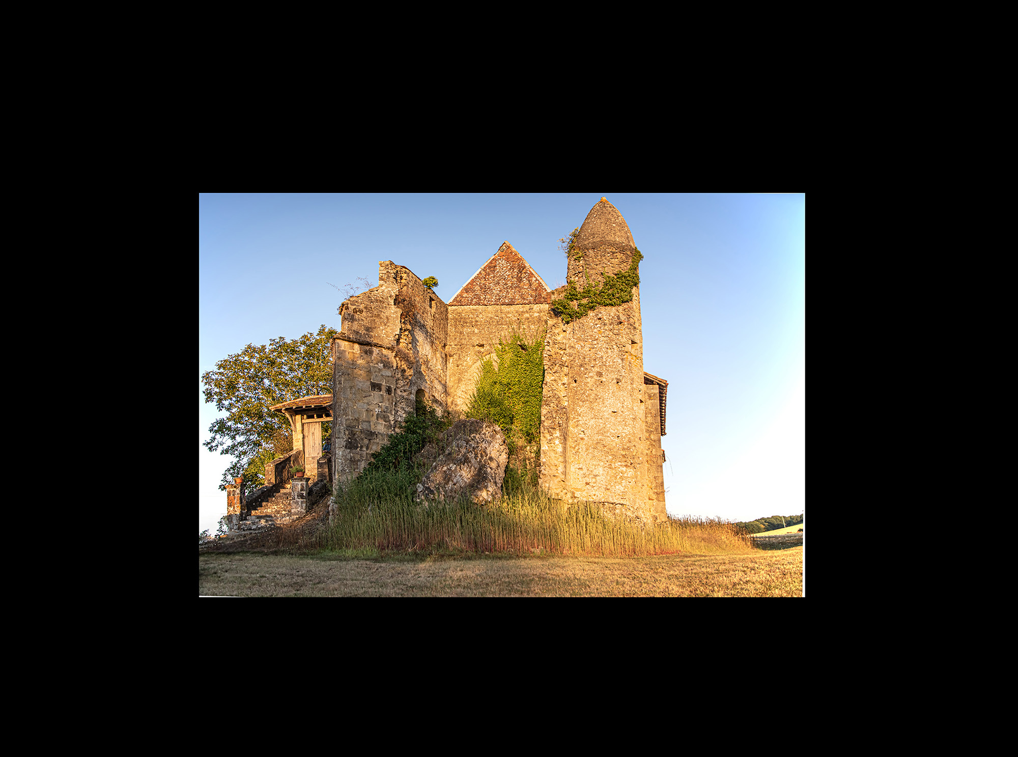 00 Vue générale de l'église du Mauriet 1bis 060921.jpg