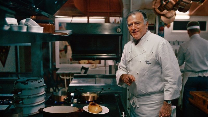 andre daguin aux fourneaux.jpg