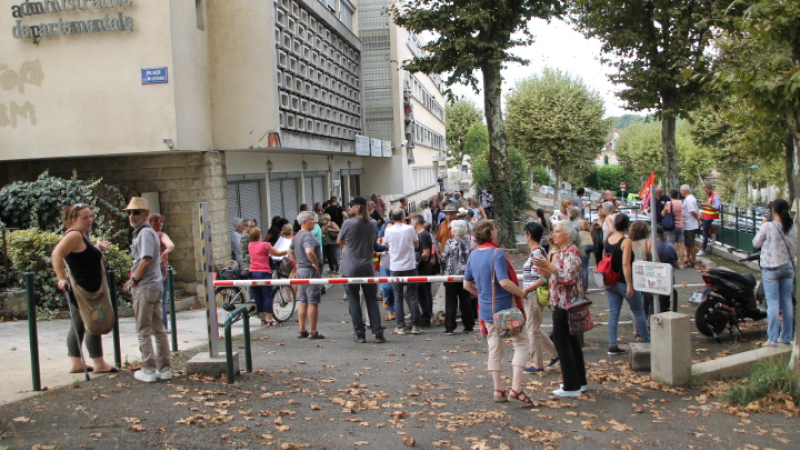 Mobilisation contre l'obligation vaccinale du personnel soignant