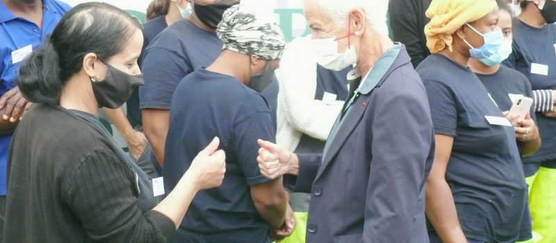 La ministre, Brigitte Klinkert, emballée par Gers Solidaire