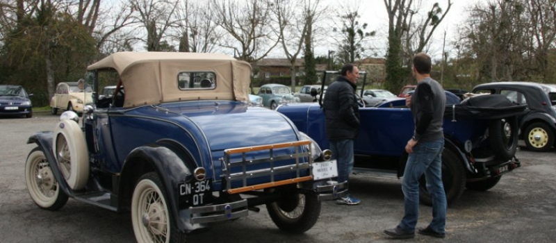 Concentration de voitures anciennes