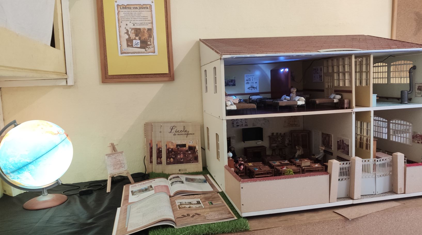 Une reconstitution d'une école de jadis
