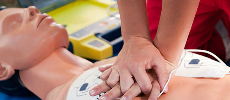 Formation aux premiers secours dispensée à l'hôpital