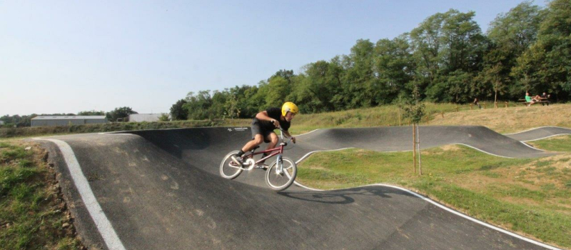 Un champion seul en piste