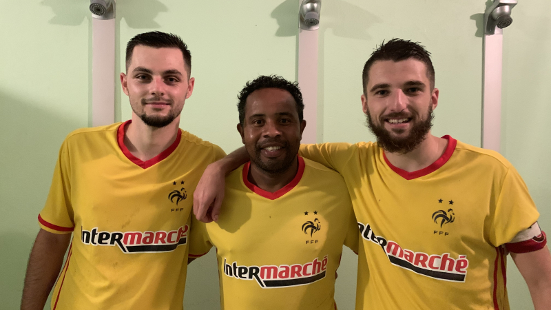 Victoire à l'extérieur pour les footballeurs