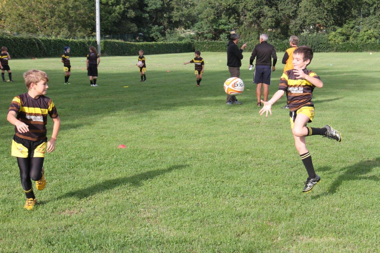 Clément en pleine action sous les yeux de son copain, Gabin - Photo Marc Le Saux