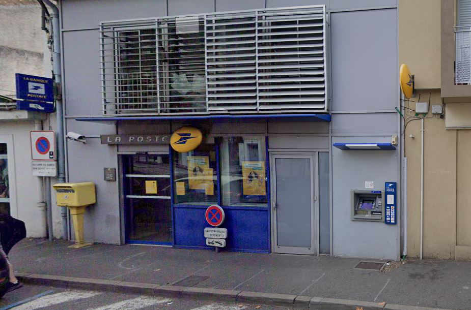 Le bureau de Poste avenue de l'Yser, à Auch