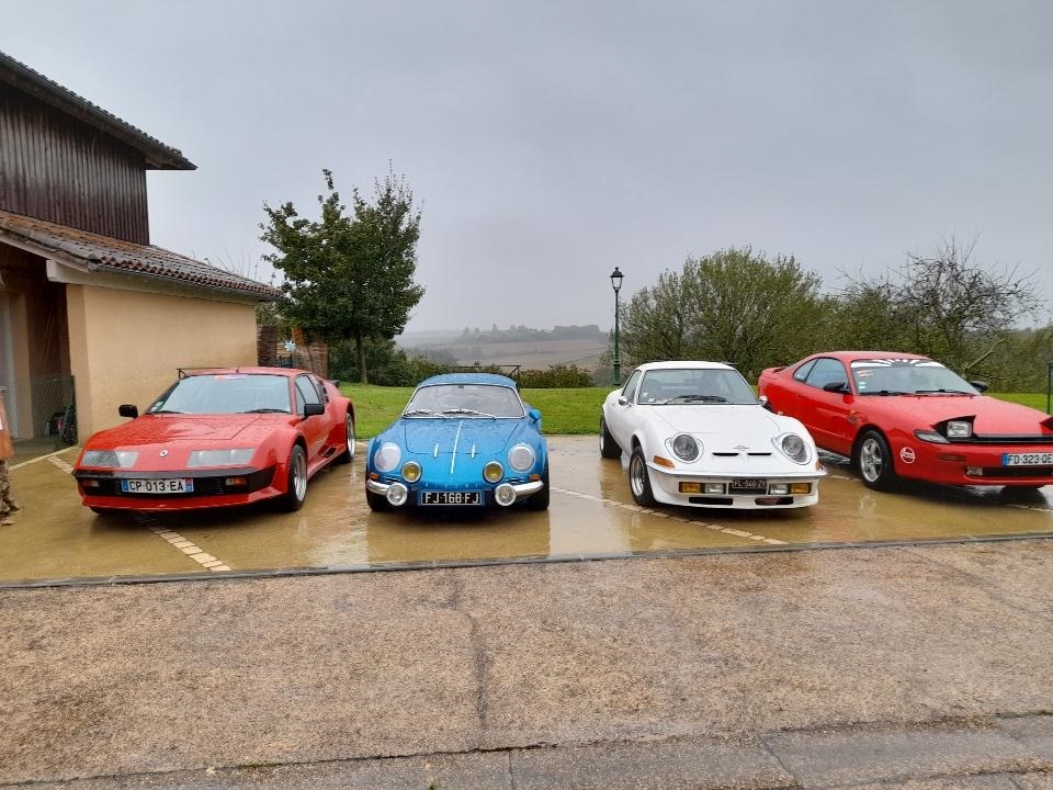 retro auto alpine.jpg