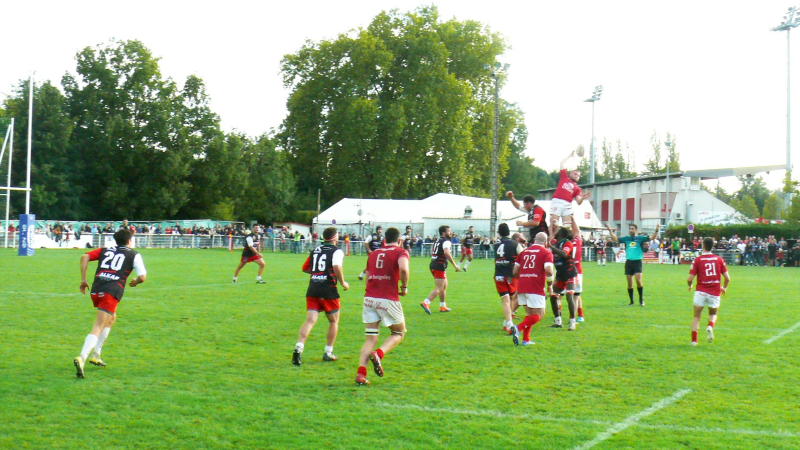 Le RCA s'impose, reste leader, mais n'a pas convaincu