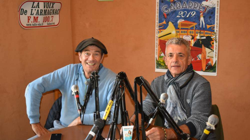 La fièvre bleue a gagné  la radio