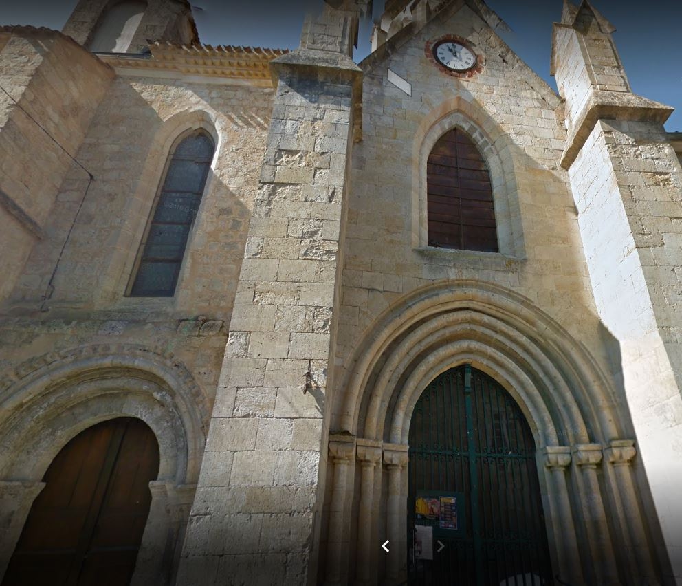 La façade de l'église du Pradau dans la rue Dutoya
