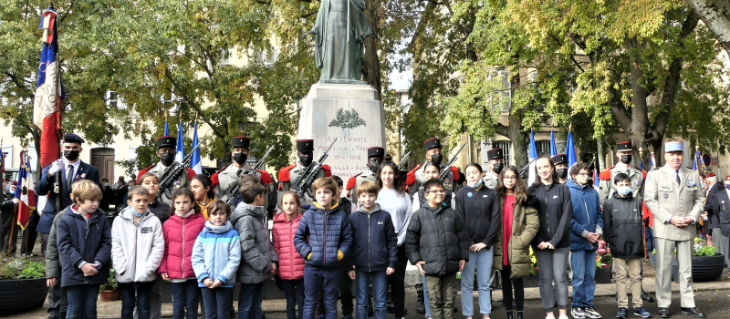 hommage aux "poilus" de 14/18