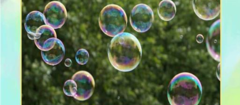 Des bulles de joie à la médiathèque