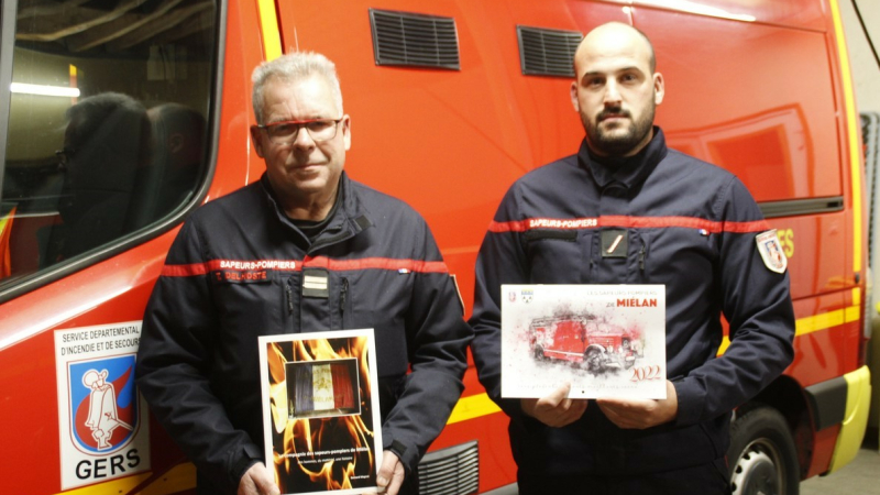 Les pompiers de Miélan, calendrier et brochure historique.