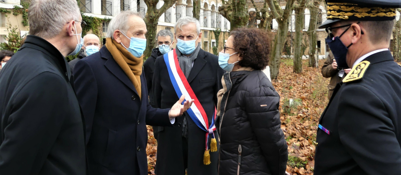 "La ronde "des ministres continue.