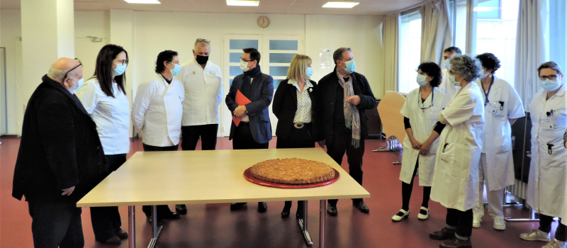 Hôpital d'Auch: la galette de la "République" pour tous.