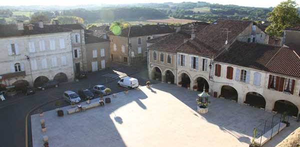 valence-sur-baise-eglise-3.jpg