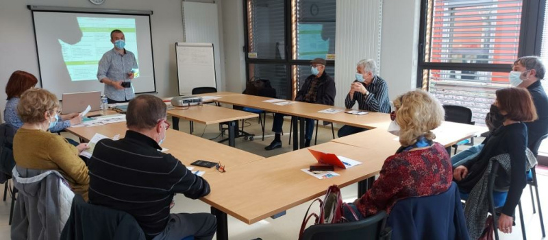 Une formation pour les aidants familiaux confrontés à la maladie d'Alzheimer