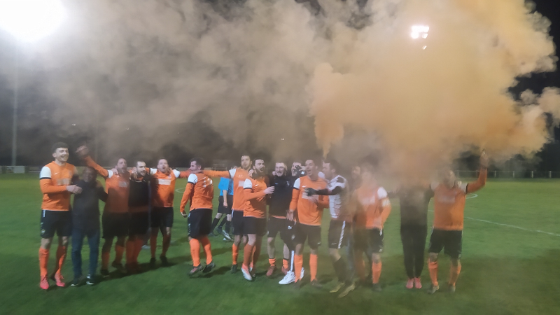 L'UAV fait chuter Aignan !