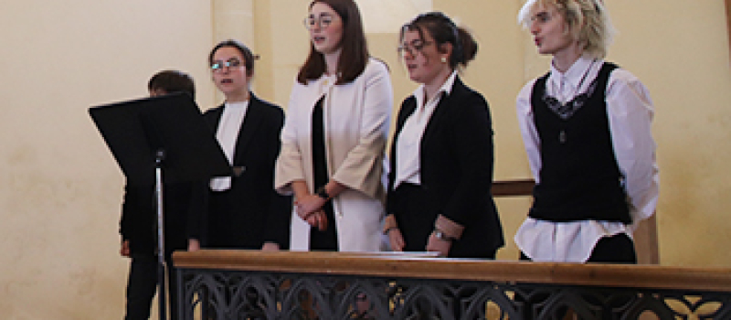 le printemps s'est annoncé à la Chapelle de Luzanet