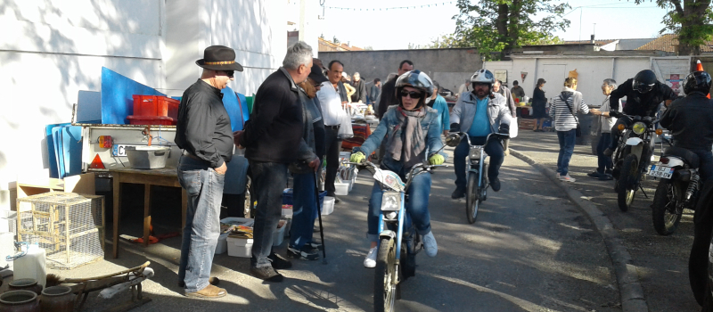 Ce dimanche, c'est le retour du vide-grenier autour des arènes !