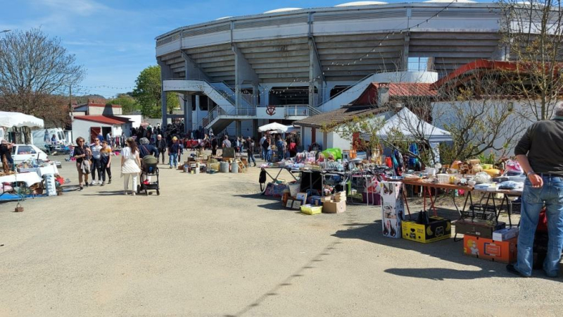 Retour gagnant pour le vide-grenier des arènes!