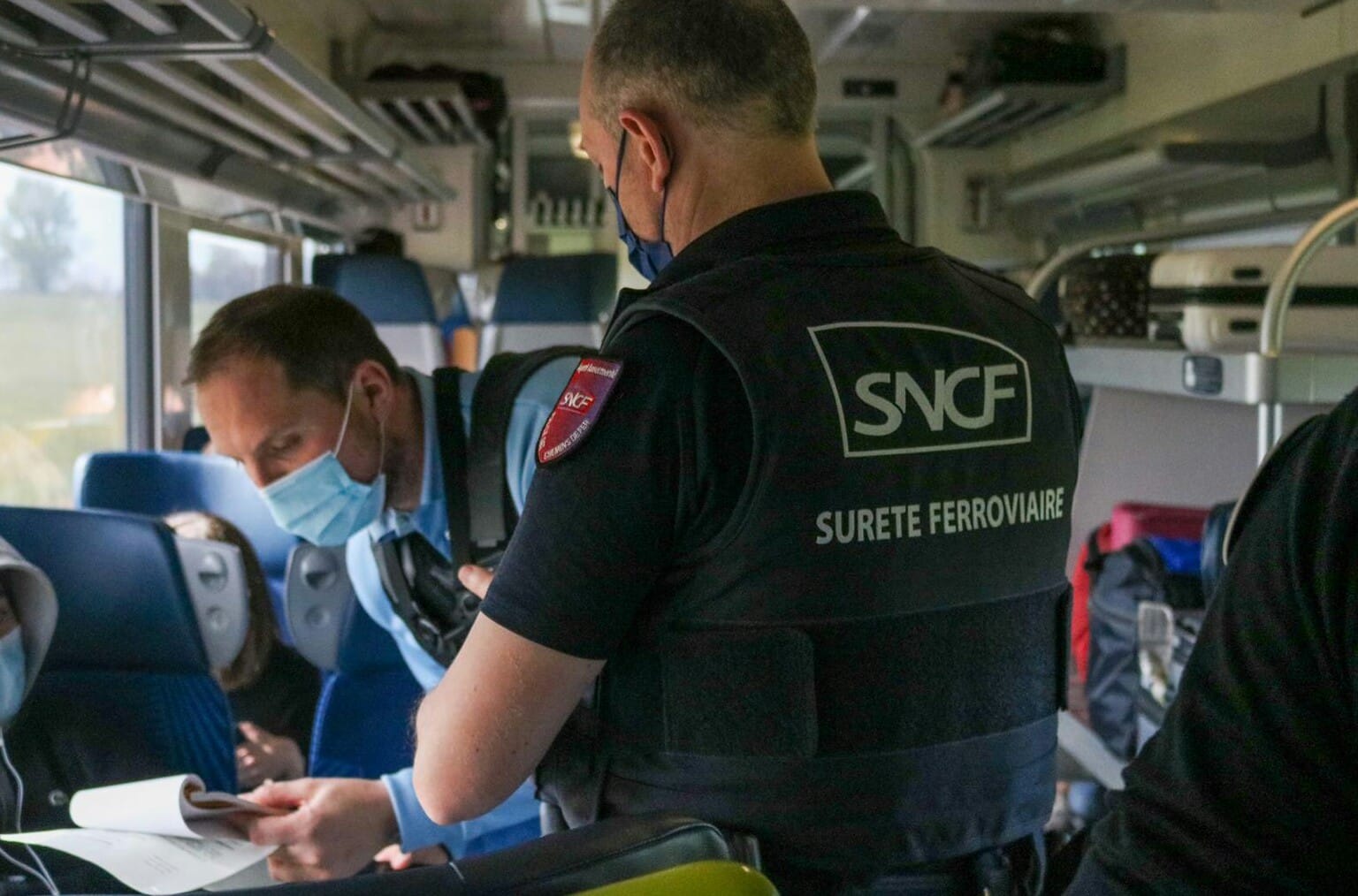 sncf controle securité.jpg
