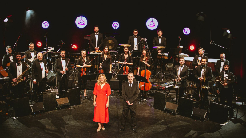" Les étoiles du cinéma " première du spectacle à Vic-Fezensac !