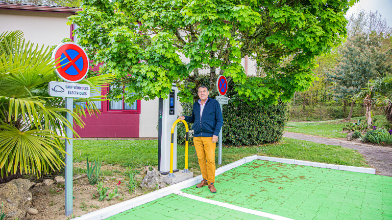 Nogaro : recharger sa voiture électrique à l'hôtel-restaurant Solenca