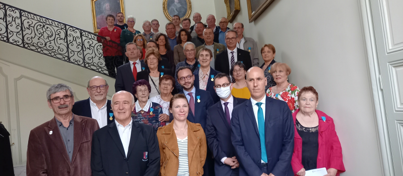 Cérémonie de remise des médailles de bronze