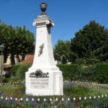 Monument aux morts 1.JPG