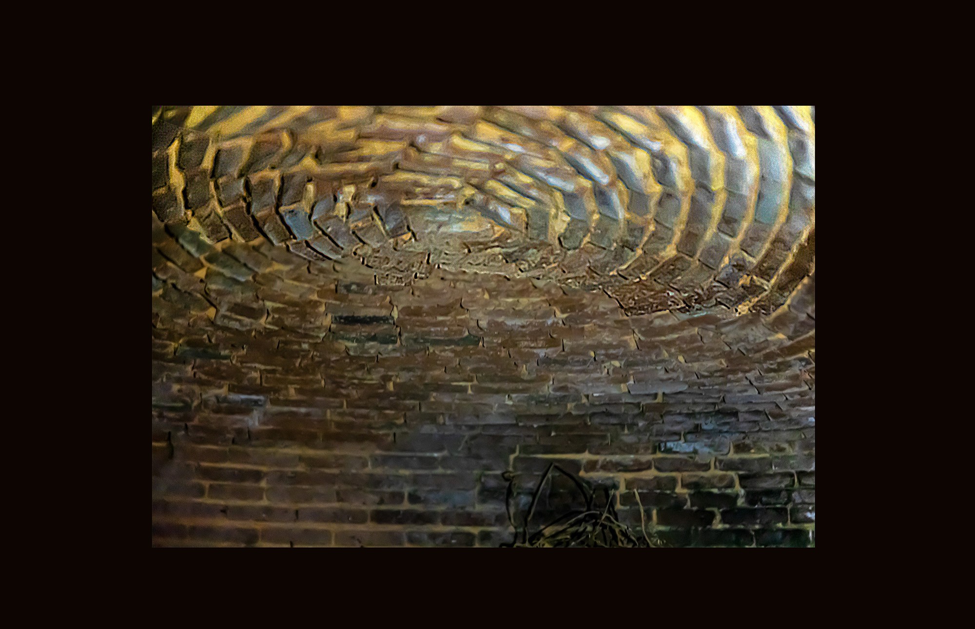 0 Intérieur du four et son plafond en cercles concentriques 1bis 300422.jpg