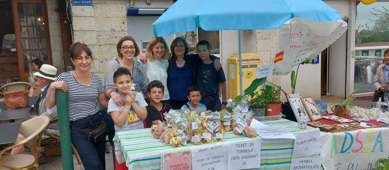 Unité de Condom de l’ADSEA 32 : les enfants et leurs encadrants présents sur le marché vicois vendredi