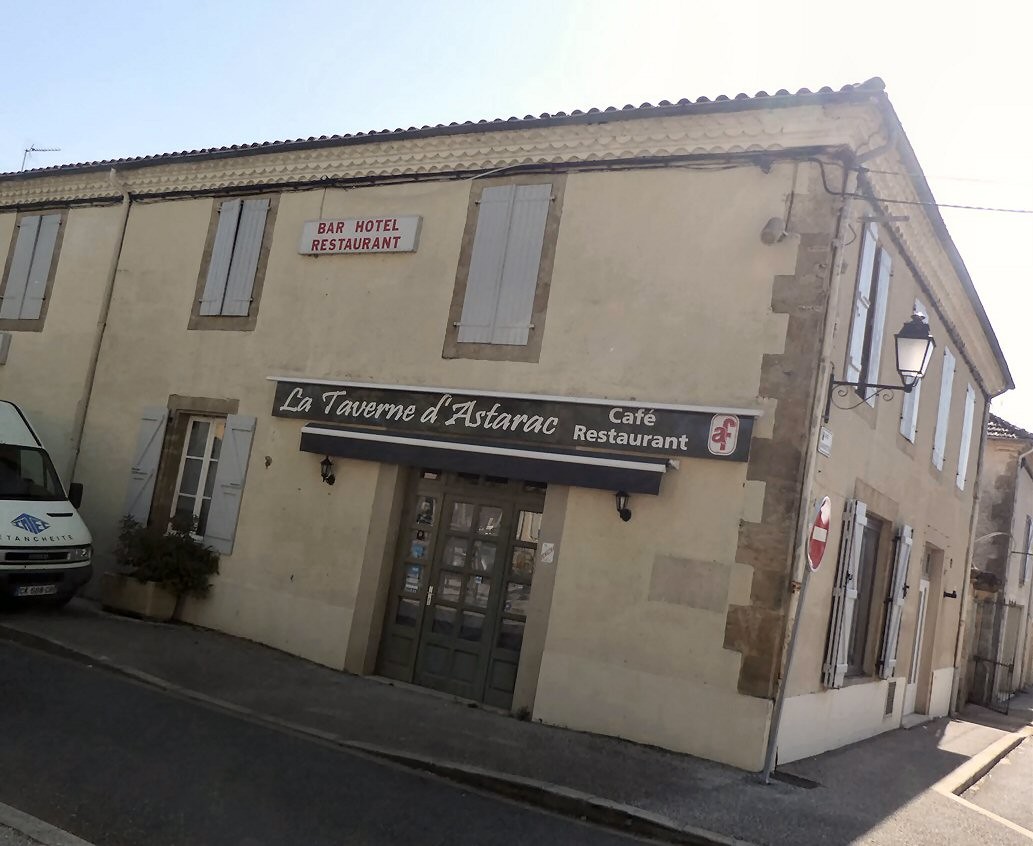 Seule la façade n'a guère changé pour le moment