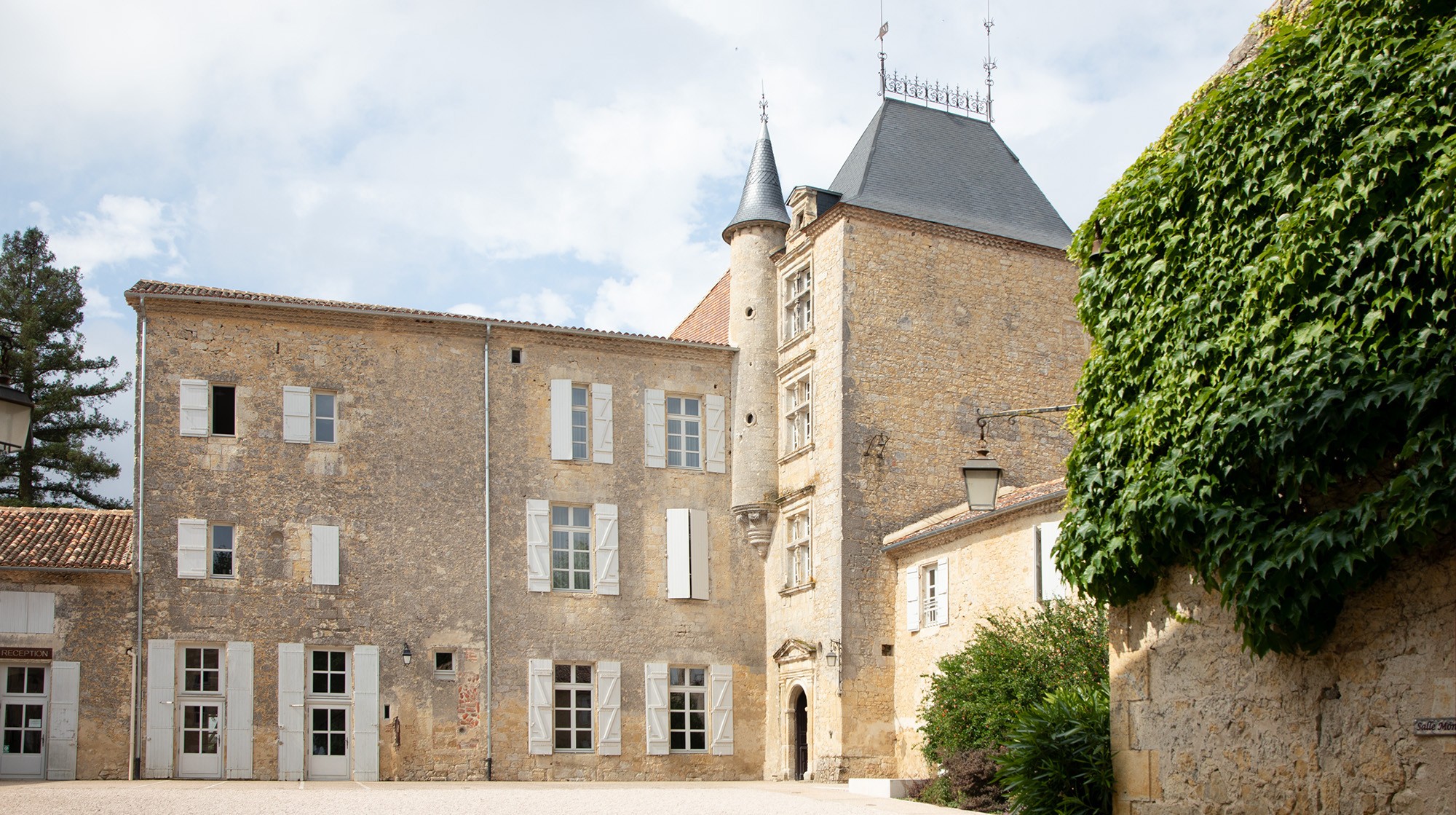 0 Château de Mons 1bis 030622.jpg