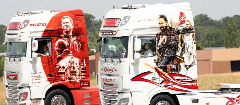 Camions superbement décorés au Grand Prix Camion au circuit de Nogaro