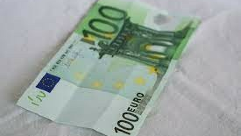 Un chèque alimentaire de 100€