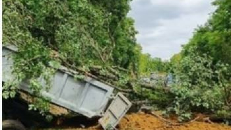 Un poids lourd accidenté bloque la RN124