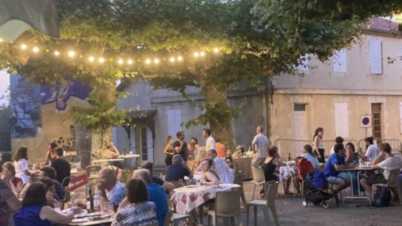 Le village renoue avec le marché bio et gourmand