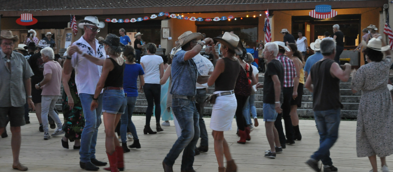Le festival de country a démarré sur des chapeaux de roue !