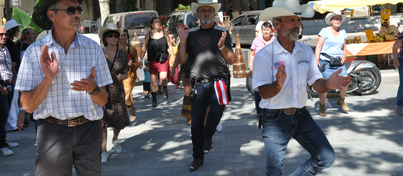 Festival de country : belle matinée au kiosque...