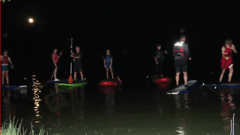 Paddles au clair de lune