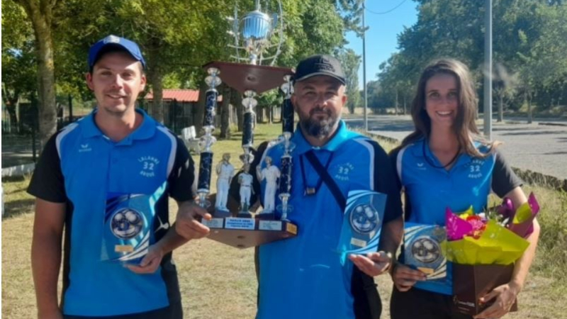 Pétanque les triplettes mixte en clotûre de championnat